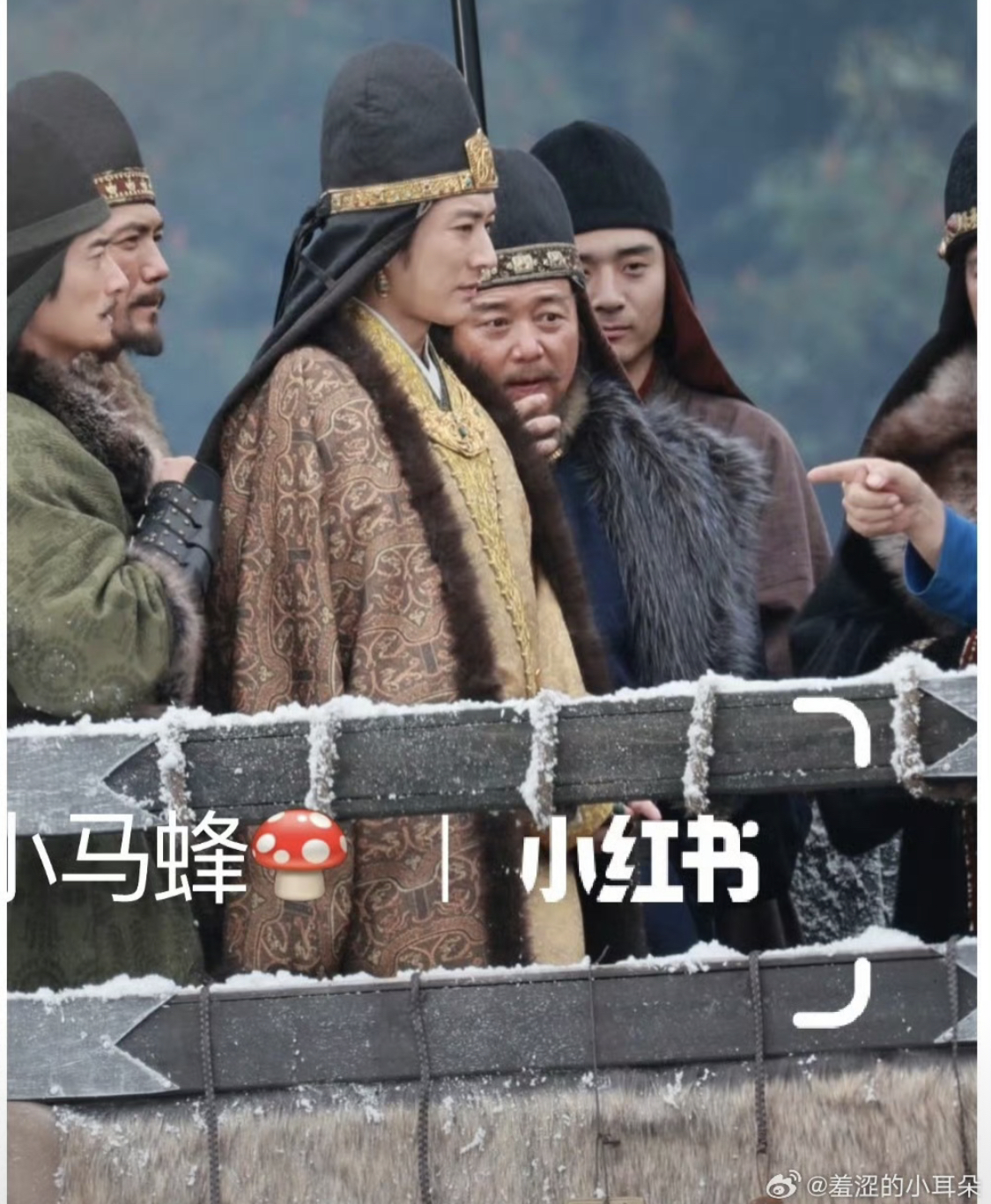 Chưa thấy hoàng đế nào chán đời đến vậy: Khoác long bào mà như thầy bùa, cầm thêm cái chổi là thành phù thủy