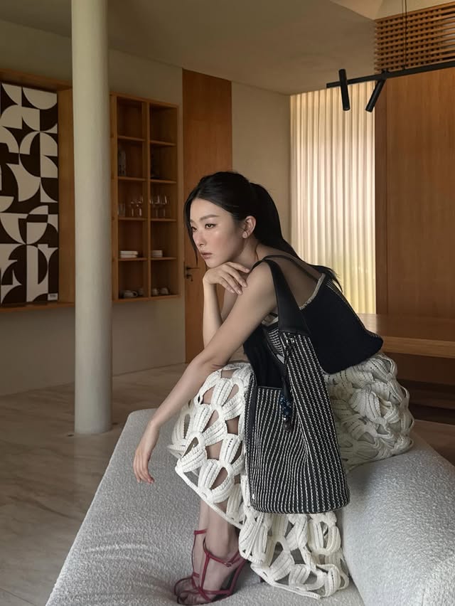 Cú lừa thị giác của mỹ nữ showbiz chỉ cao 1m61: Chân ngắn hóa dài miên man nhờ ăn mặc đỉnh