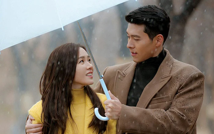 Hình cưới chưa từng công bố của Son Ye Jin - Hyun Bin: Tuyệt đối điện ảnh, đẹp không kém cảnh phim ngôn tình 