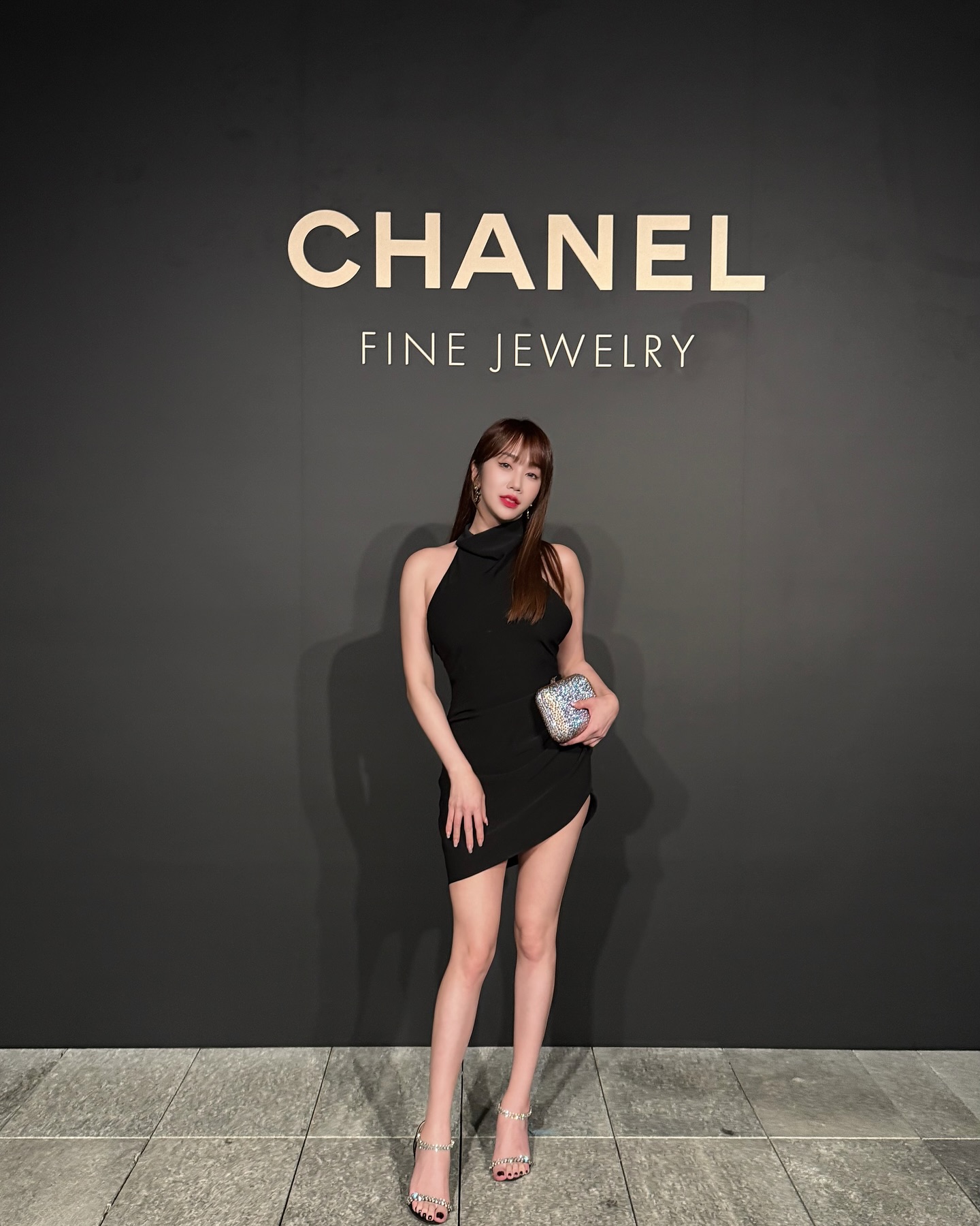 Cựu tiếp viên hàng không ly dị ông chủ chuỗi nhà hàng nổi tiếng: 7 năm kết hôn không có con, yêu bản thân mình nhiều hơn