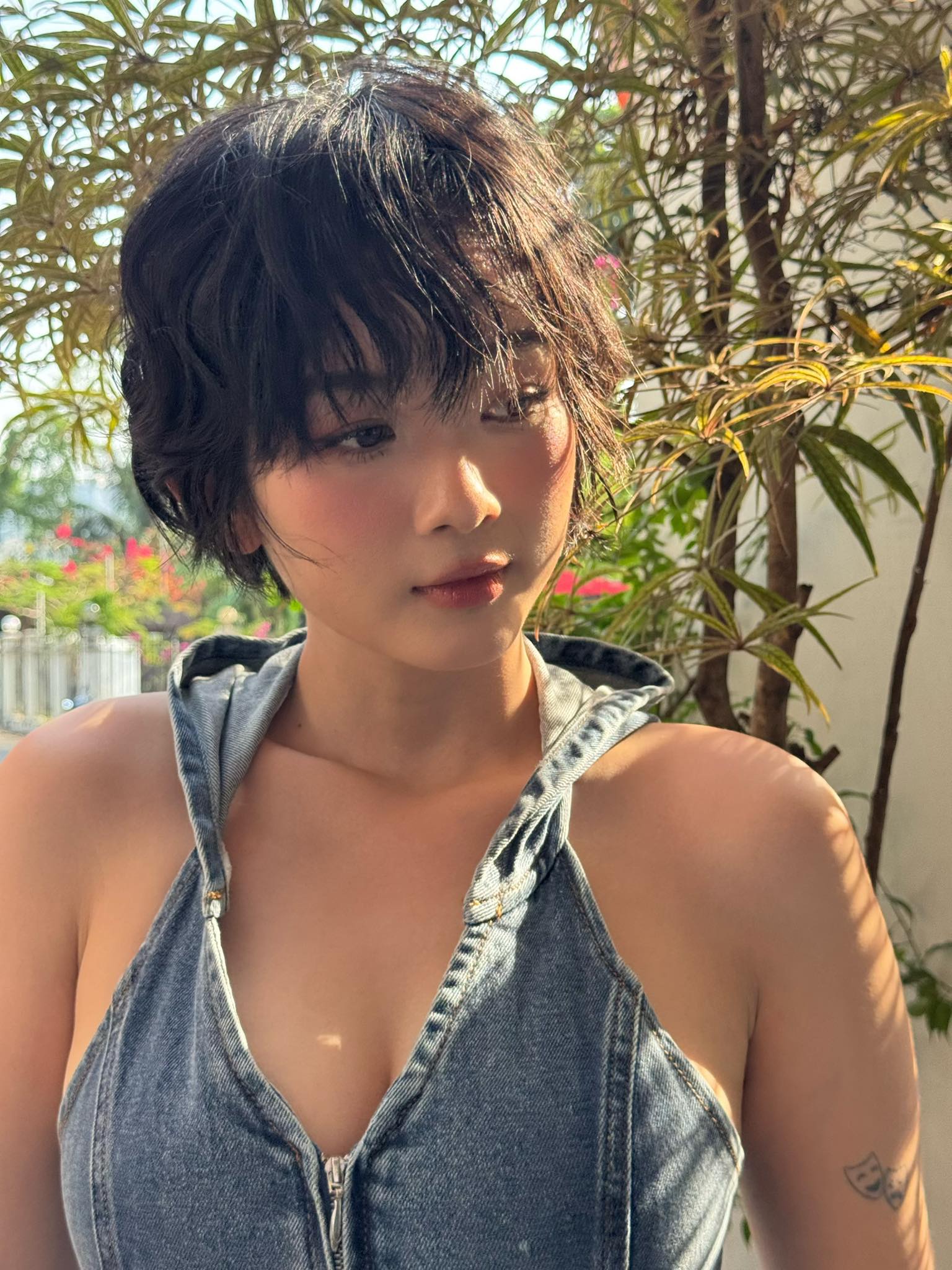 Một nàng thơ chạm mốc 60kg