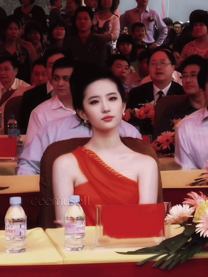 Ở nữ diễn viên toát lên thần thái chuẩn 