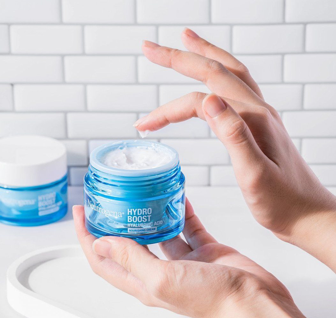 Làm 6 việc này trước khi đi ngủ, làn da của tôi như “tái sinh” về năm 20