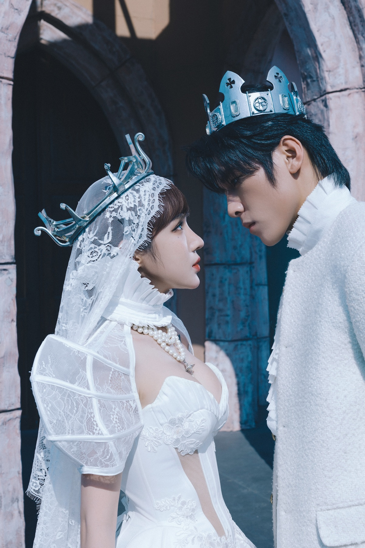   Mưa rào và đại dương là dự án tiếp theo LyLy và Vĩnh Đam sau khi cả hai cùng đóng cặp chung phim điện ảnh Thỏ Ơi!. Ảnh: Tổng hợp  