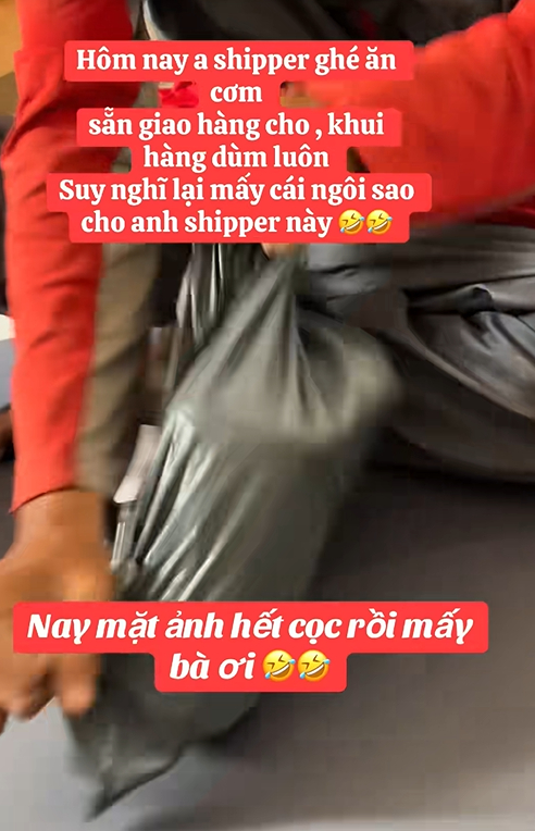 Không chỉ vui vẻ giao hàng, anh shipper còn khui hàng luôn giùm khách (Ảnh chụp màn hình/ @du_yen00)