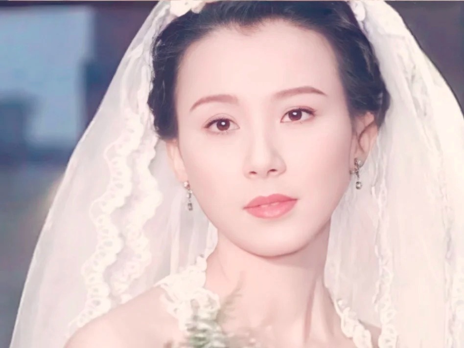 Chị Đẹp là đối thủ khiến Trang Pháp phải e dè: Visual như vàng như ngọc đến Lưu Diệc Phi còn thua, từng nát tan vì 14 người đàn ông