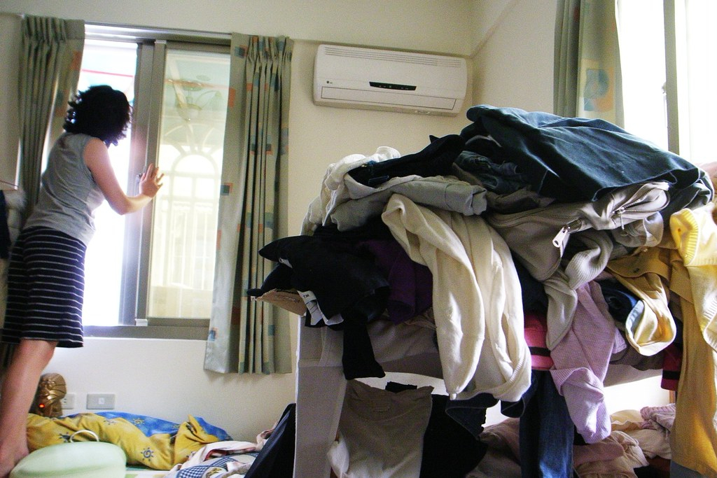 Tuổi 35 bắt đầu sống tối giản, tôi bớt mua 5 thứ này: Thấy đời nhẹ nhõm hẳn ra, tiết kiệm cả đống tiền