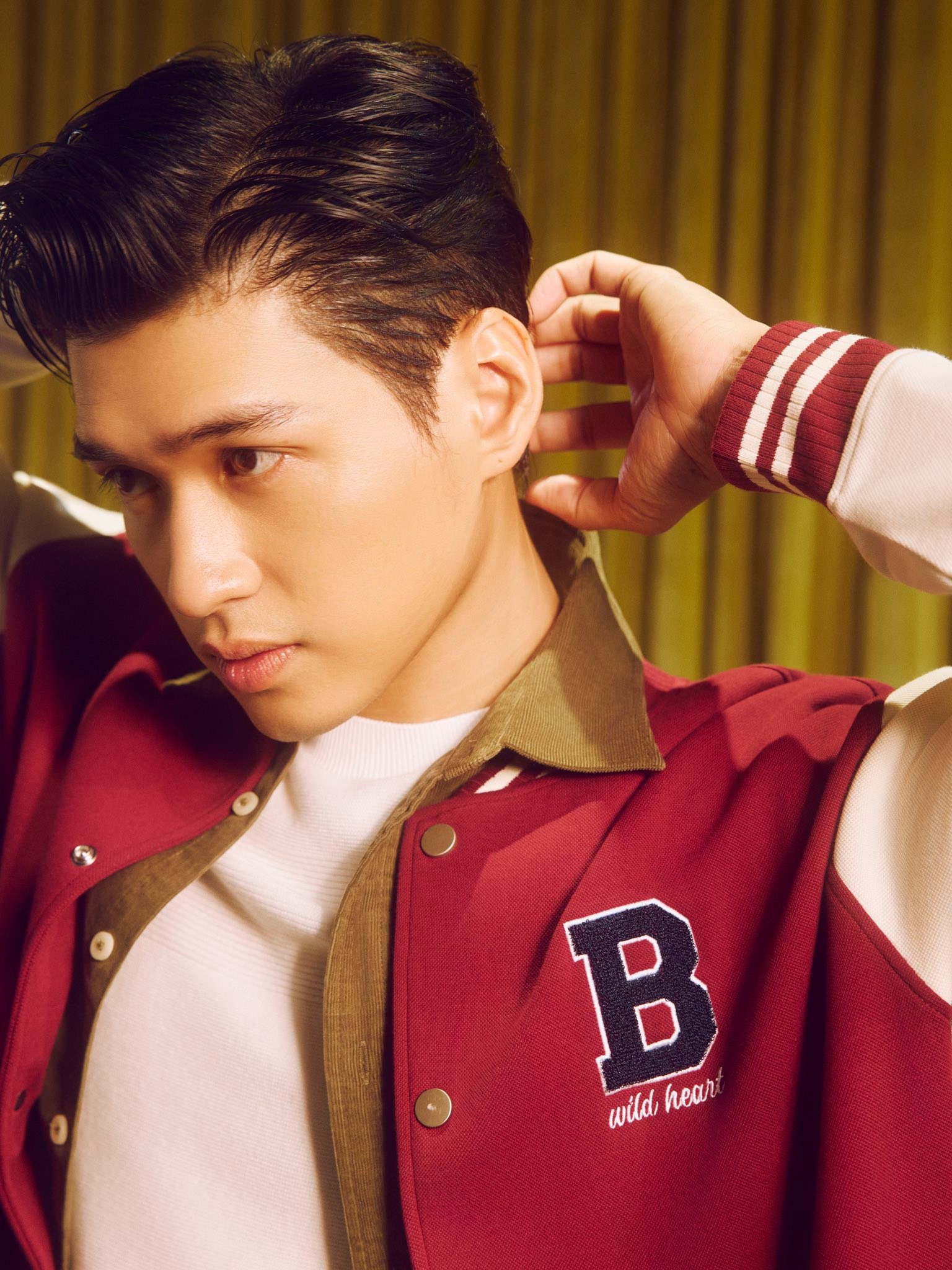 Nam diễn viên đã ghi dấu qua nhiều vai diễn điện ảnh có doanh thu khủng