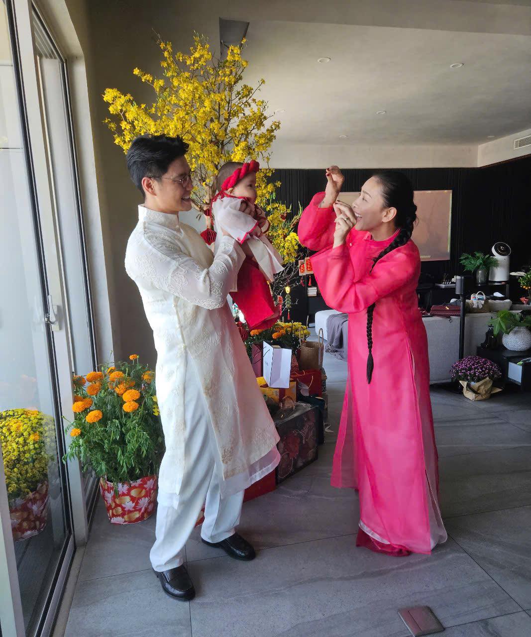   Ngô Thanh Vân có thời gian yêu đương kín tiếng trước khi về chung một nhà. Ảnh: FBNV  