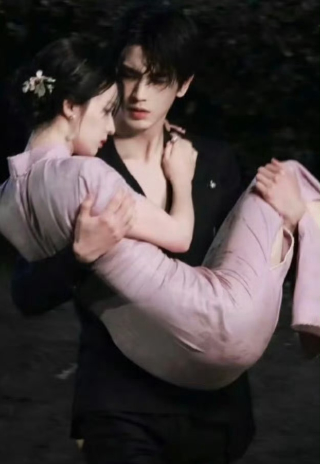 Vóc dáng của nữ diễn viên nhận nhiều lời khen ngợi