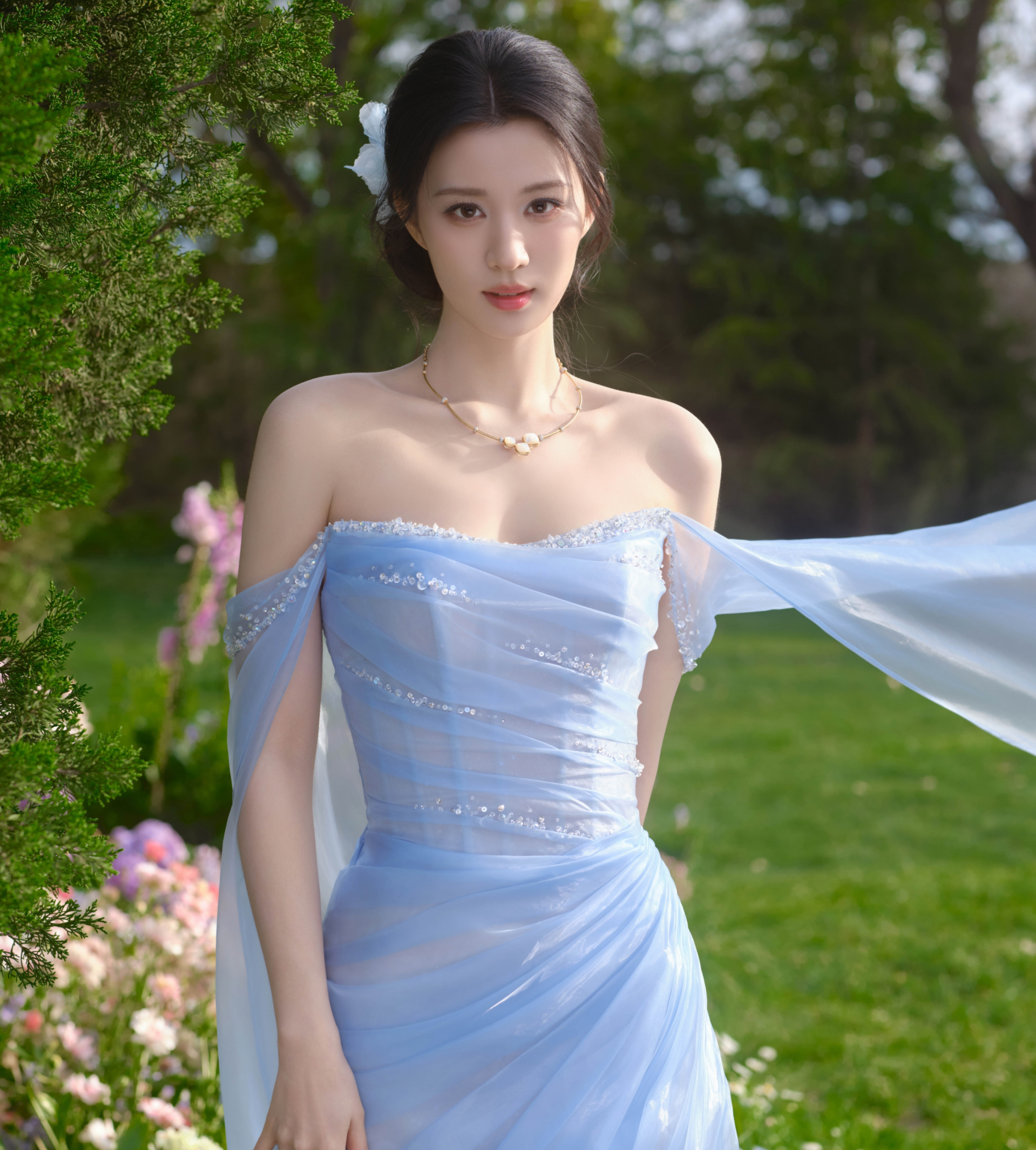 Nhiều người cho rằng hiện tại nếu bộ phim Giây Phút Ấy Quá Giới Hạn lên sóng sẽ khó nhận được cảm tình của khán giả vì danh tiếng của Trương Lăng Hách quá kém