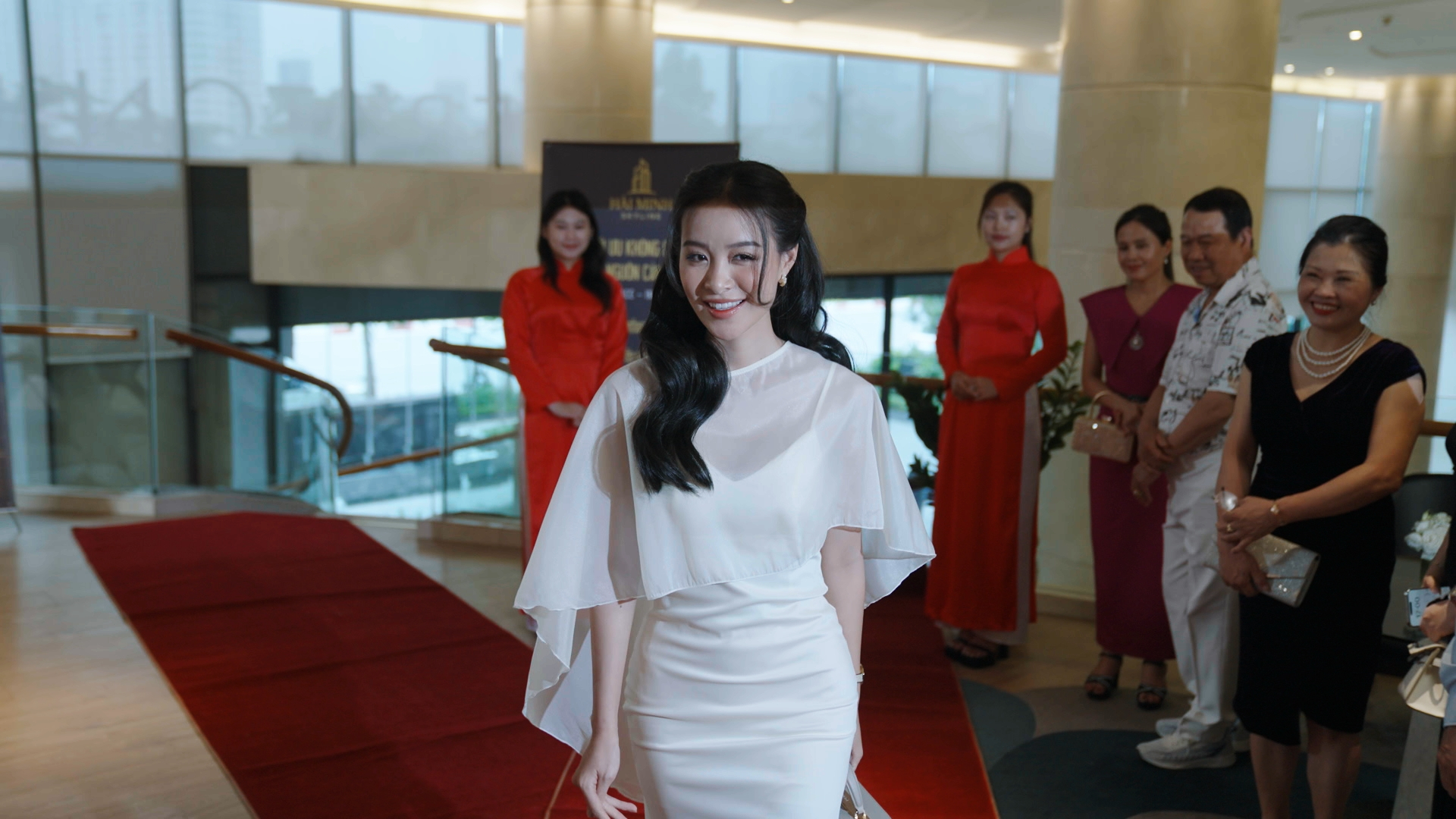 Trang Emma trong Lời Hứa Đầu Tiên