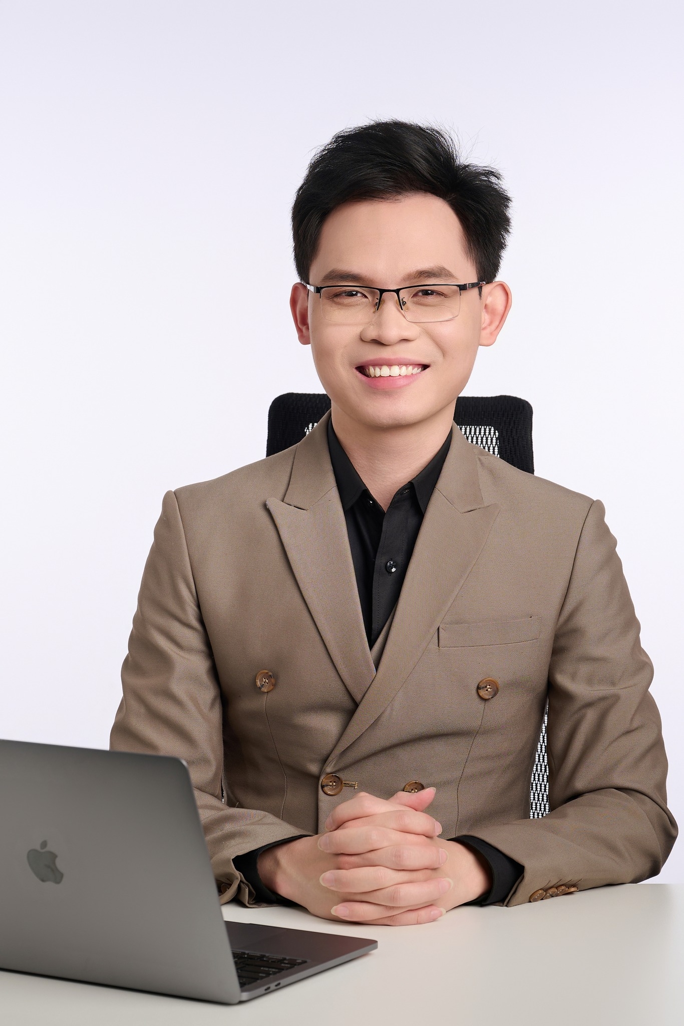 Anh Nguyễn Hùng Việt