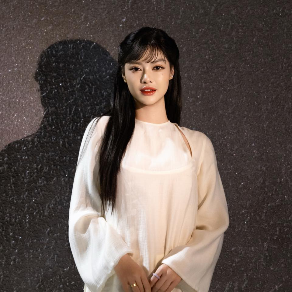   Lona kiều Loan lên tiếng yêu cầu người này gỡ hình ảnh bé xuống, ngưng bịa đặt những thông tin vớ vẩn. Ảnh: FBNV  