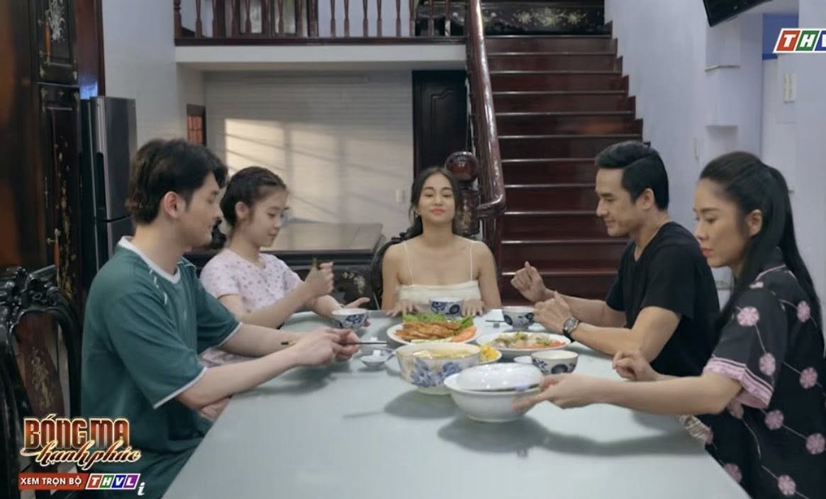 Xem phim Việt bị ghét nhất hiện tại mới thấy không ai khổ bằng khán giả