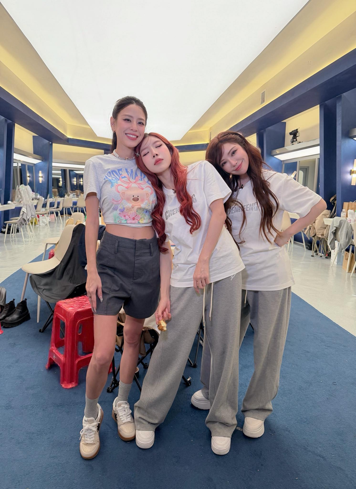 Trang Pháp gặp áp lực lớn khi phải làm đội trưởng ở Công diễn 1 (Ảnh: FBNV)