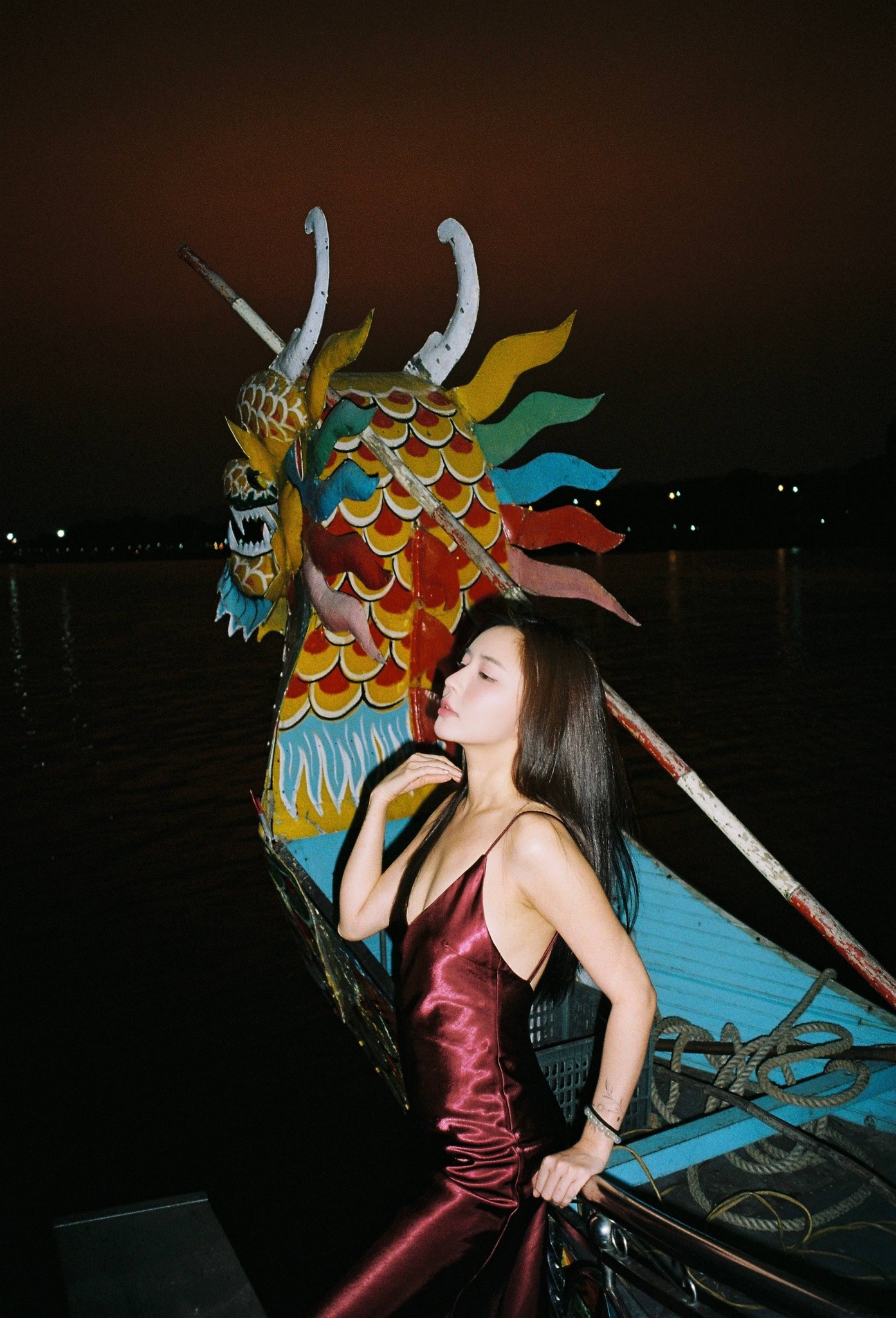   Trong bài viết, nam ca sĩ còn xưng hô ngọt ngào anh - em. Ảnh: FBNV  