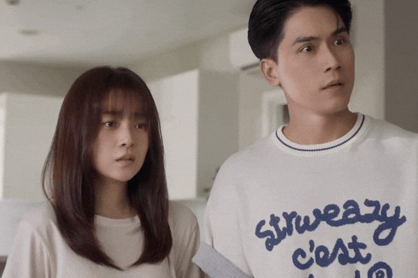 Cả đời xem phim Việt chưa thấy cảnh ôm nào peak cỡ này: Không có trong kịch bản, nam chính đang yêu thật chắc luôn