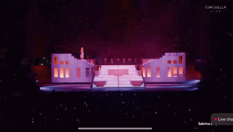 Nữ ca sĩ cao 1m50 có 51 triệu fan càn quét Coachella: Hát live 20 bài, dựng 10 sân khấu, ném xương cho dancer “hoá thú”