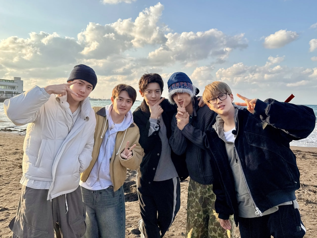 Từ tranh chấp diễn ra, EXO hoạt động với đội hình 5 thành viên (Ảnh:X)