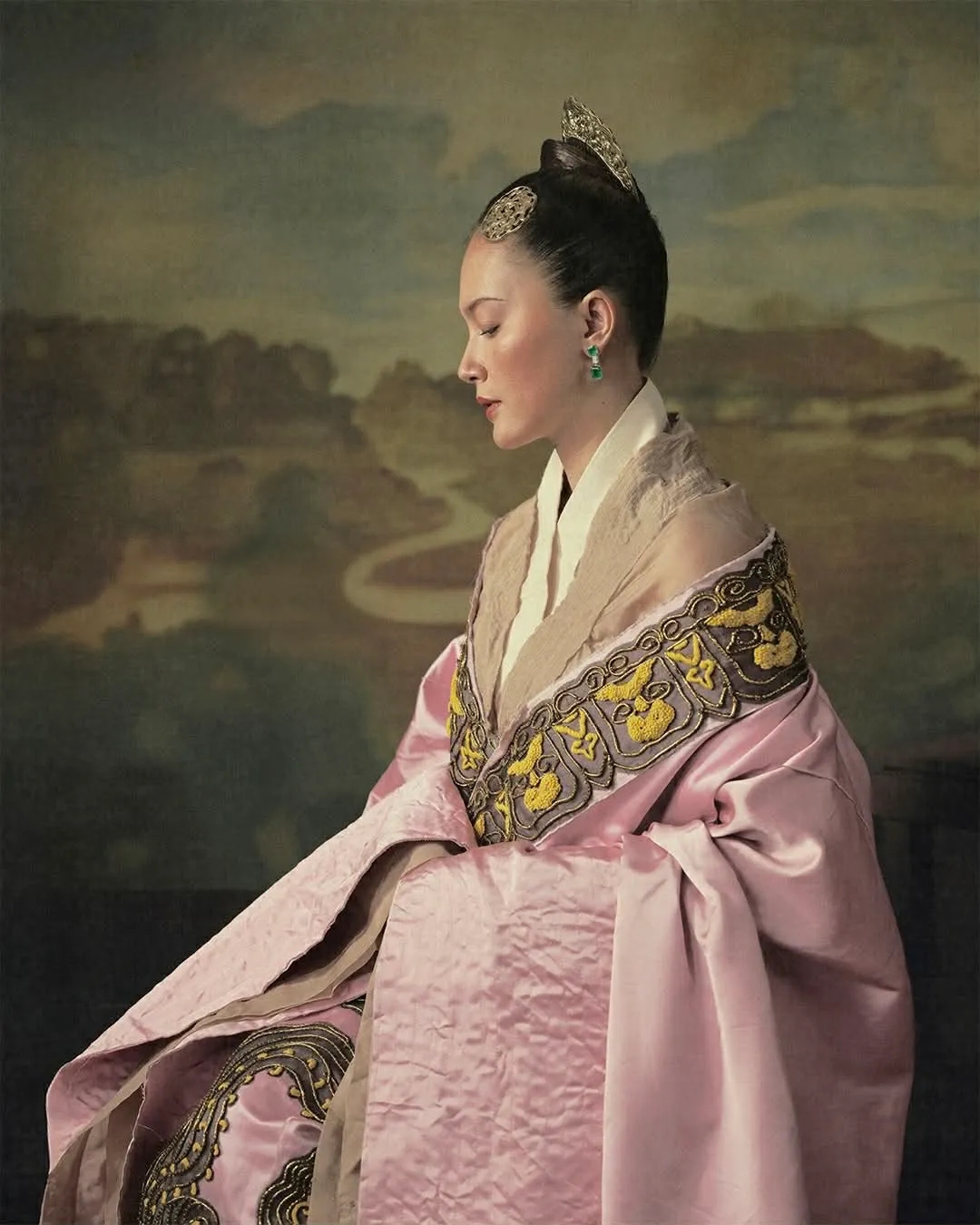 Nhan sắc của nữ diễn viên Hải Yến đẹp cổ điển sang trọng