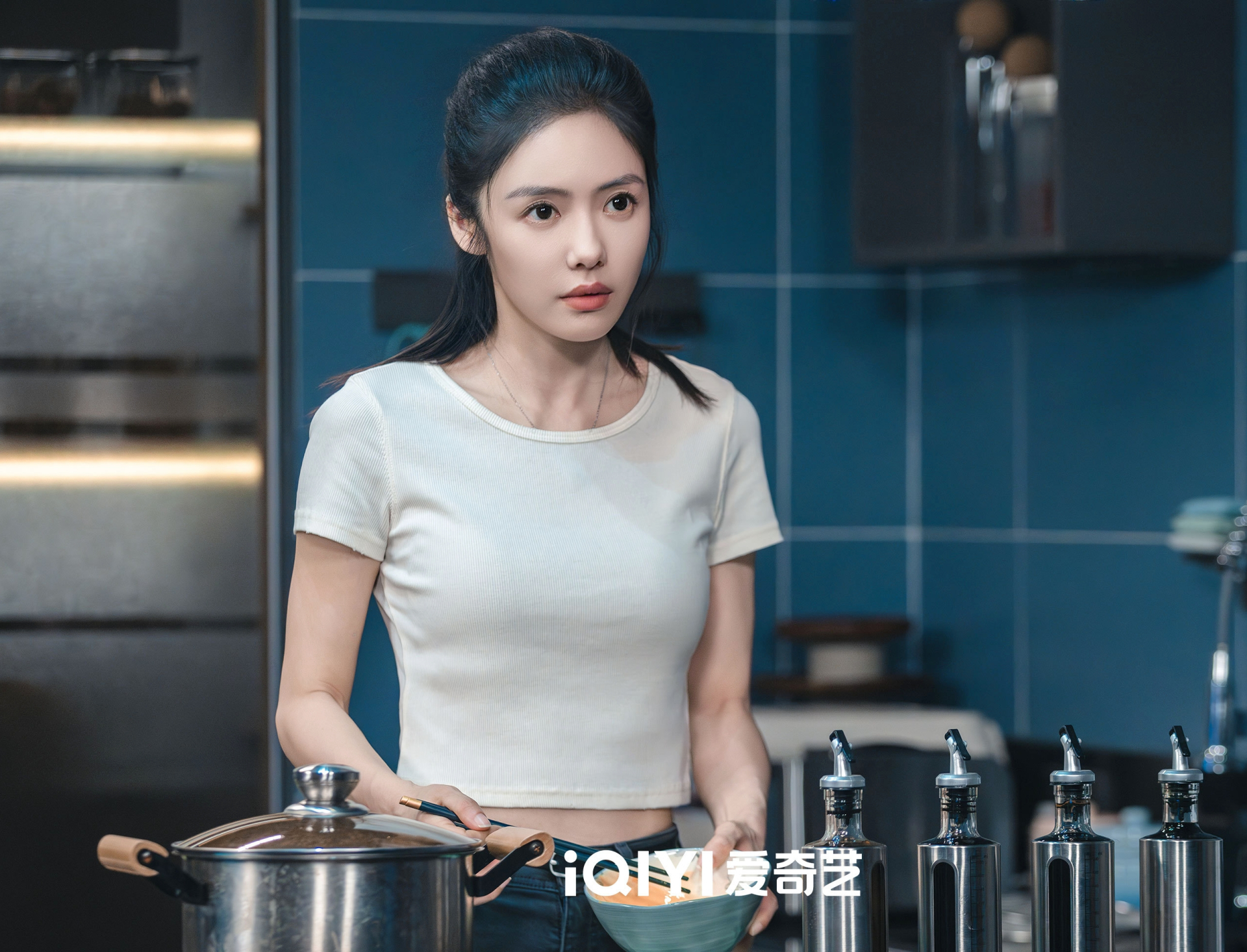 Xuất hiện cảnh hôn đẹp nhất phim Trung Quốc: Cặp chính đẹp như thơ nhưng netizen vẫn điên tiết vì 1 lý do