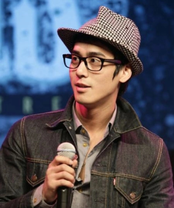 Vụ việc Kim Sang Hyuk bị tố quấy rối tình dục từng khiến báo chí tốn nhiều giấy mực. Ảnh: Naver