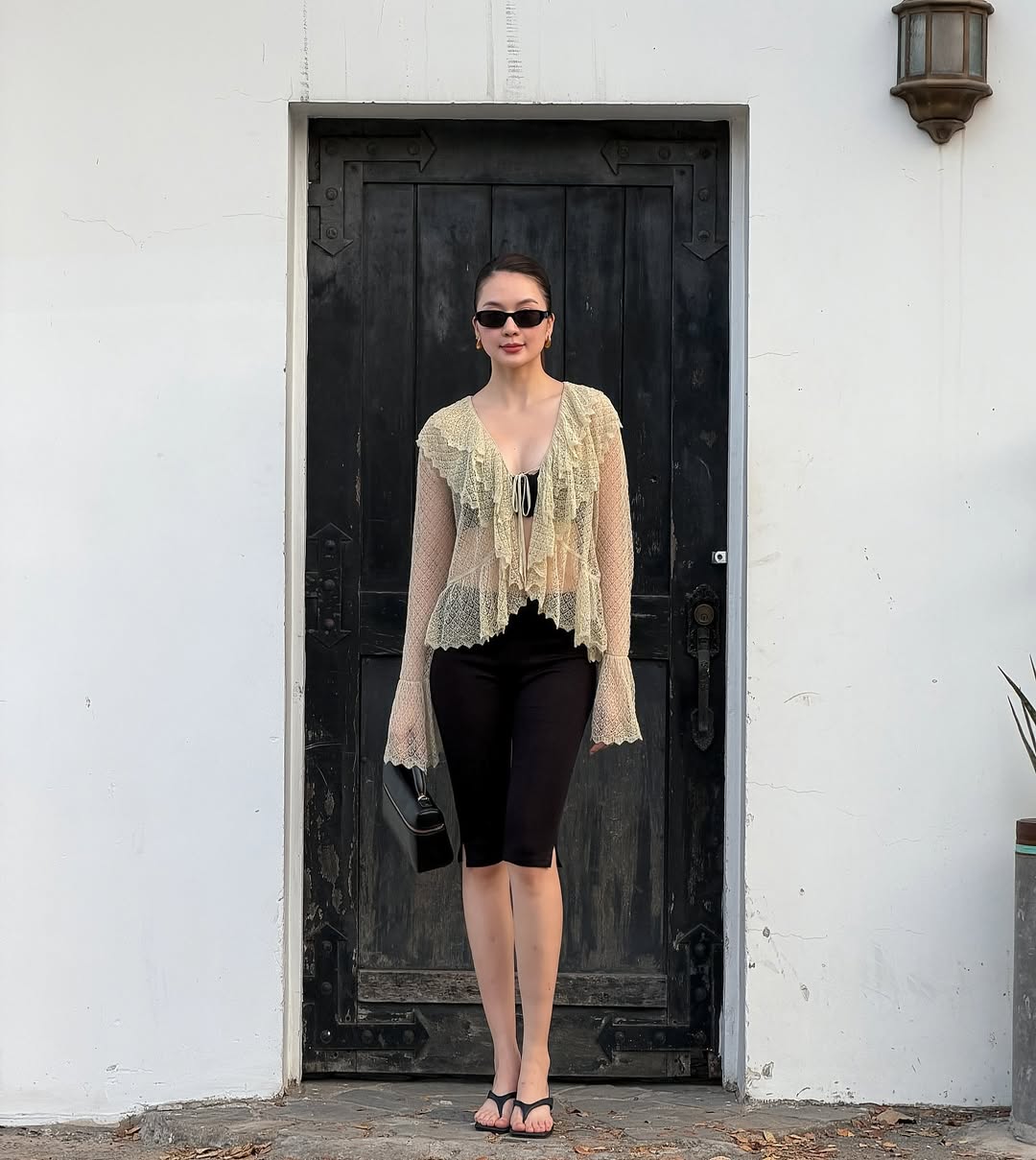 Thiều Bảo Trang lộ cam thường bị chê khác ảnh