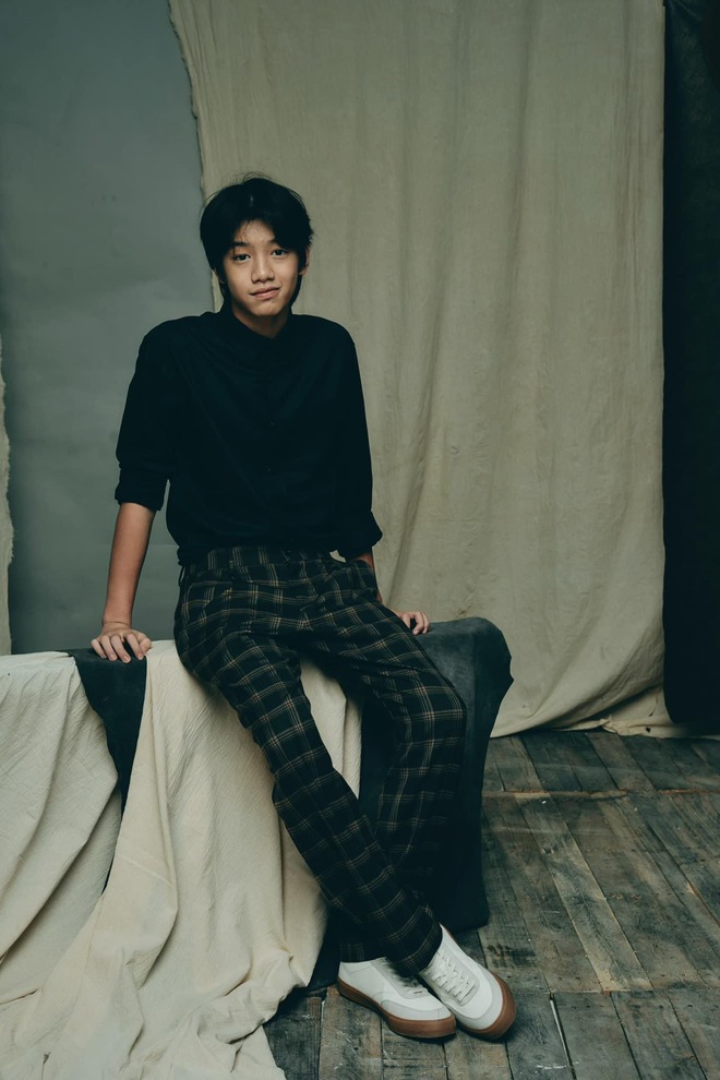 Một điều mà cư dân mạng trầm trồ chính là khí chất mà con trai Cường Đô La toát ra