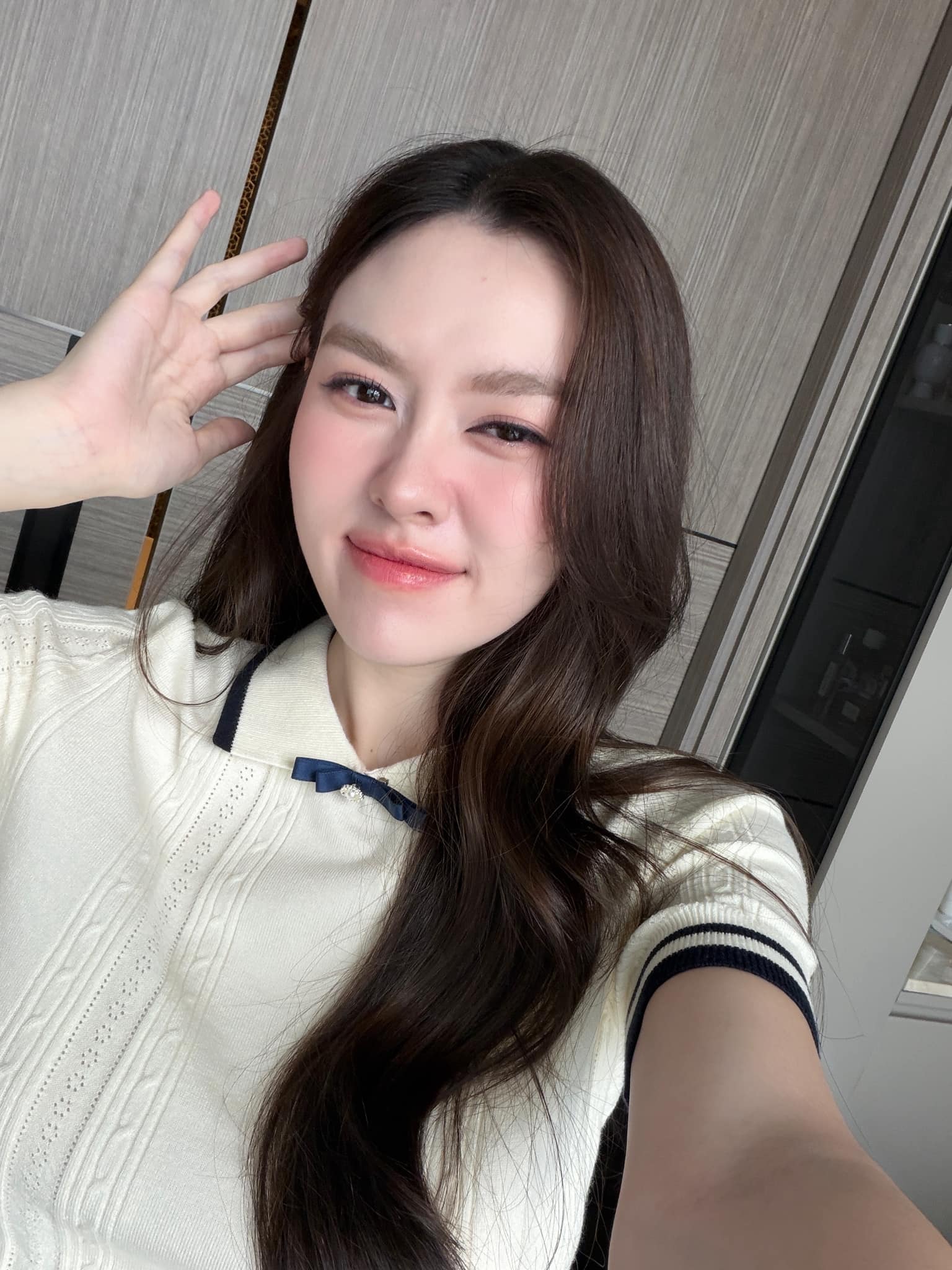 Mỹ nhân đứng kế Tiểu Vy - Thanh Thủy nhưng không bị lép vế: Kết hôn năm 20 tuổi, mẹ bỉm 1 con mà visual thăng hạng