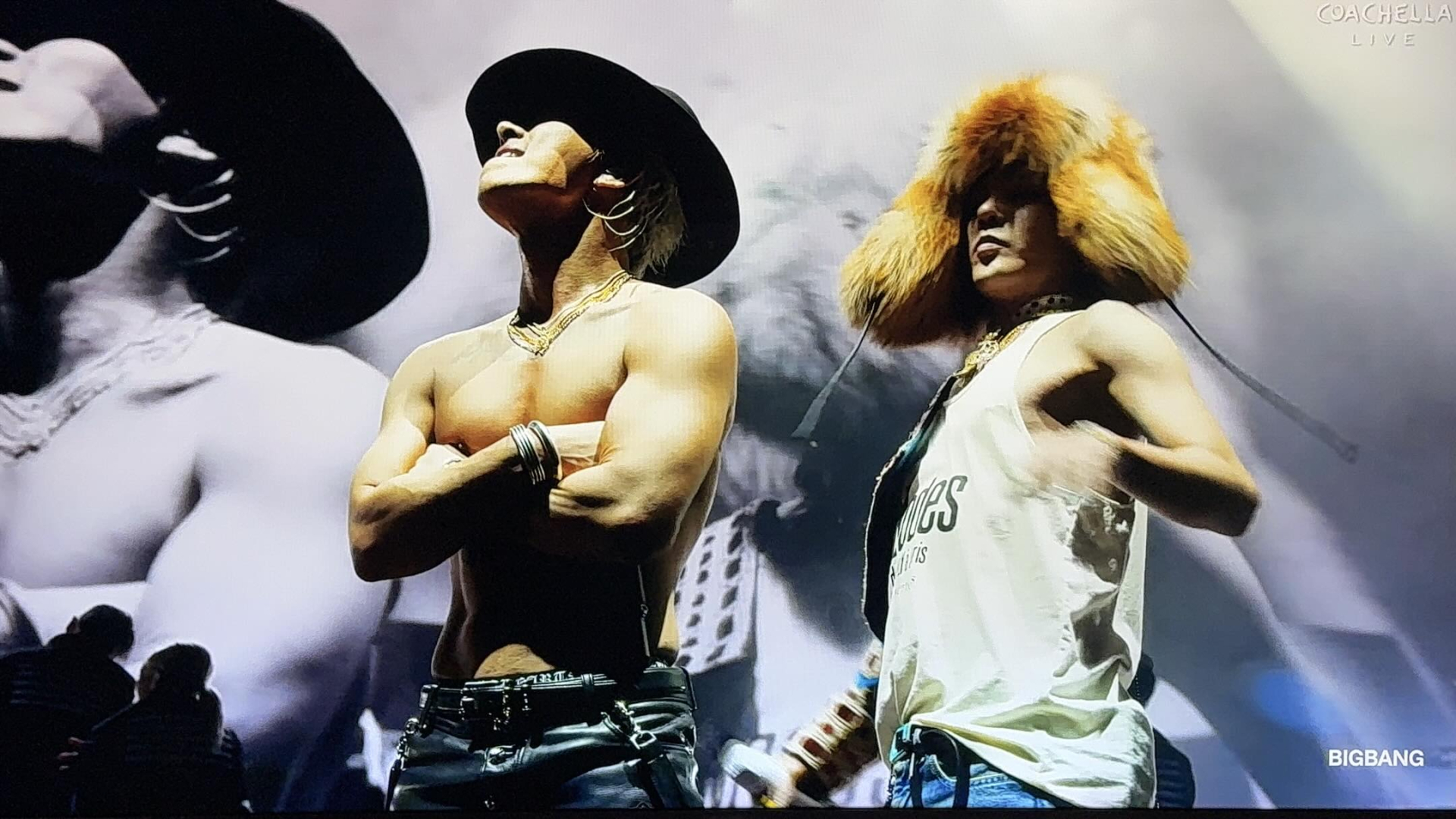  ...trong dịp kỷ niệm 20 năm đáng nhớ.