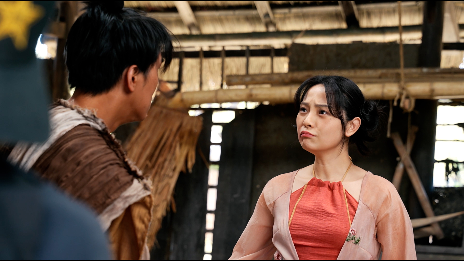 Nhìn mỹ nhân này phủ sóng khắp Việt Nam ta nói nó đã: Da trắng dáng đẹp mặt xinh, ngắm 1000 lần vẫn rung động