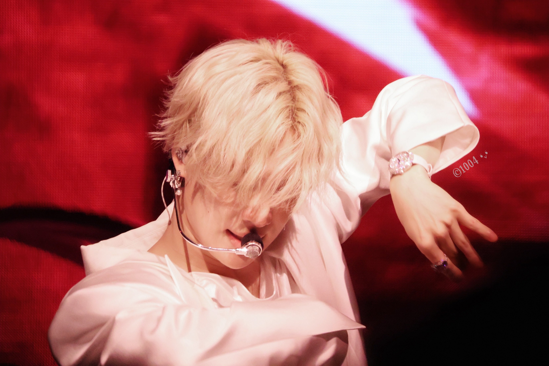 Taemin giờ đã về chung nhà với G-Dragon. Ảnh: X