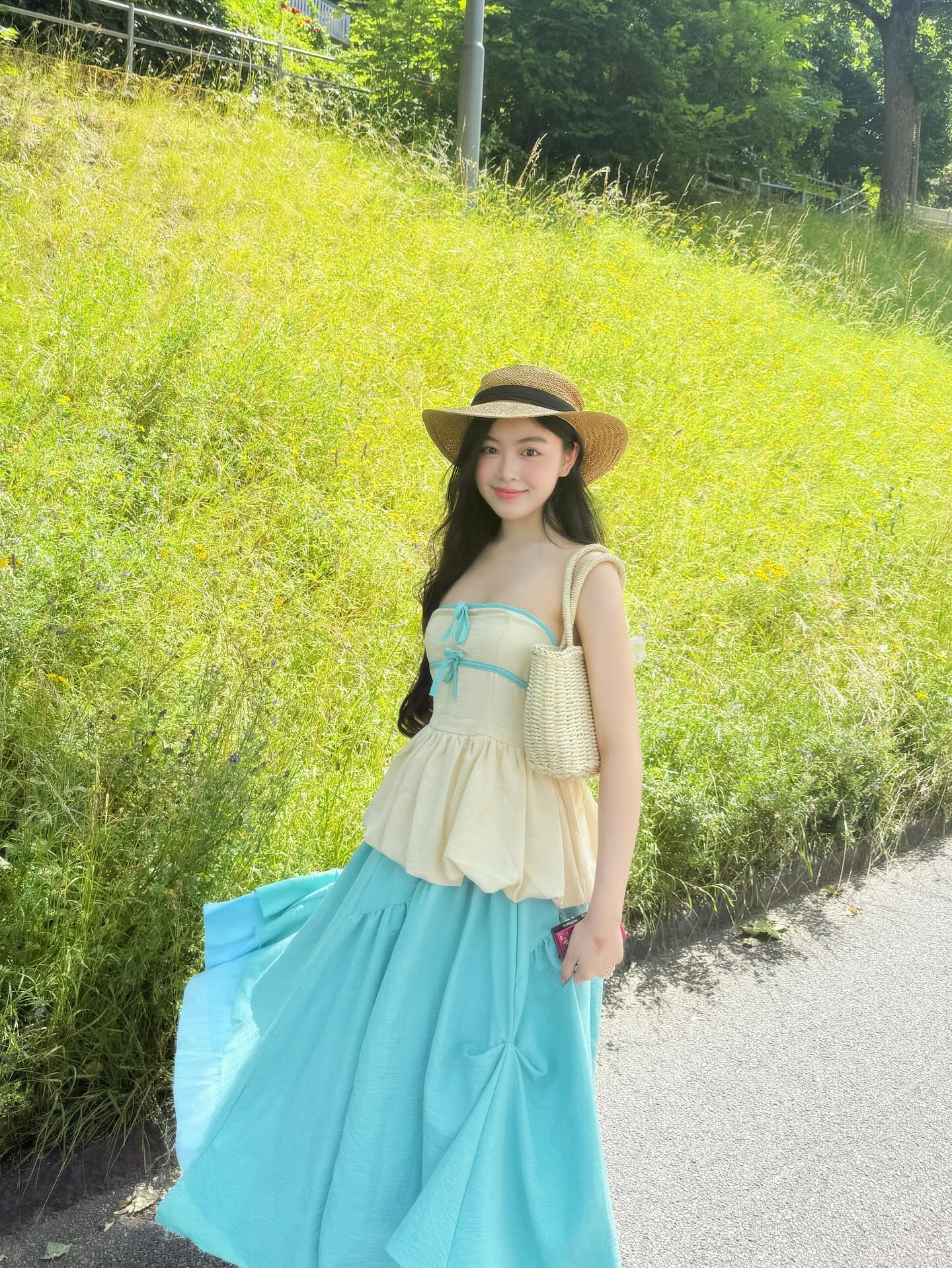 Lọ Lem xinh xắn kiểu nàng thơ, nhẹ nhàng