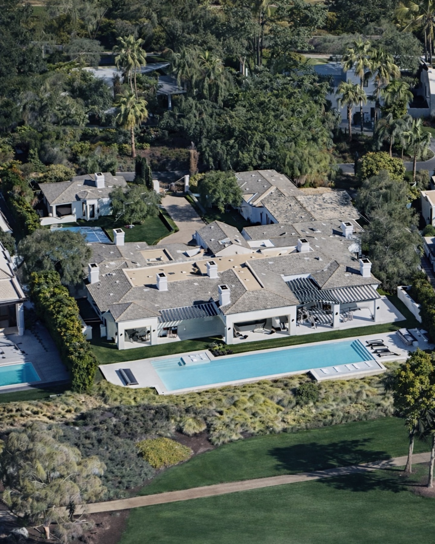 ... là liền có thể trở về nhà cách vài bước chân. Ảnh: Instagram