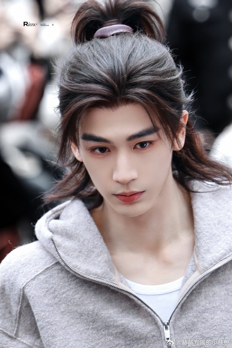 Khán giả ngán ngẩm khi các chủ đề liên quan đến nam diễn viên đều về ngoại hình nhan sắc