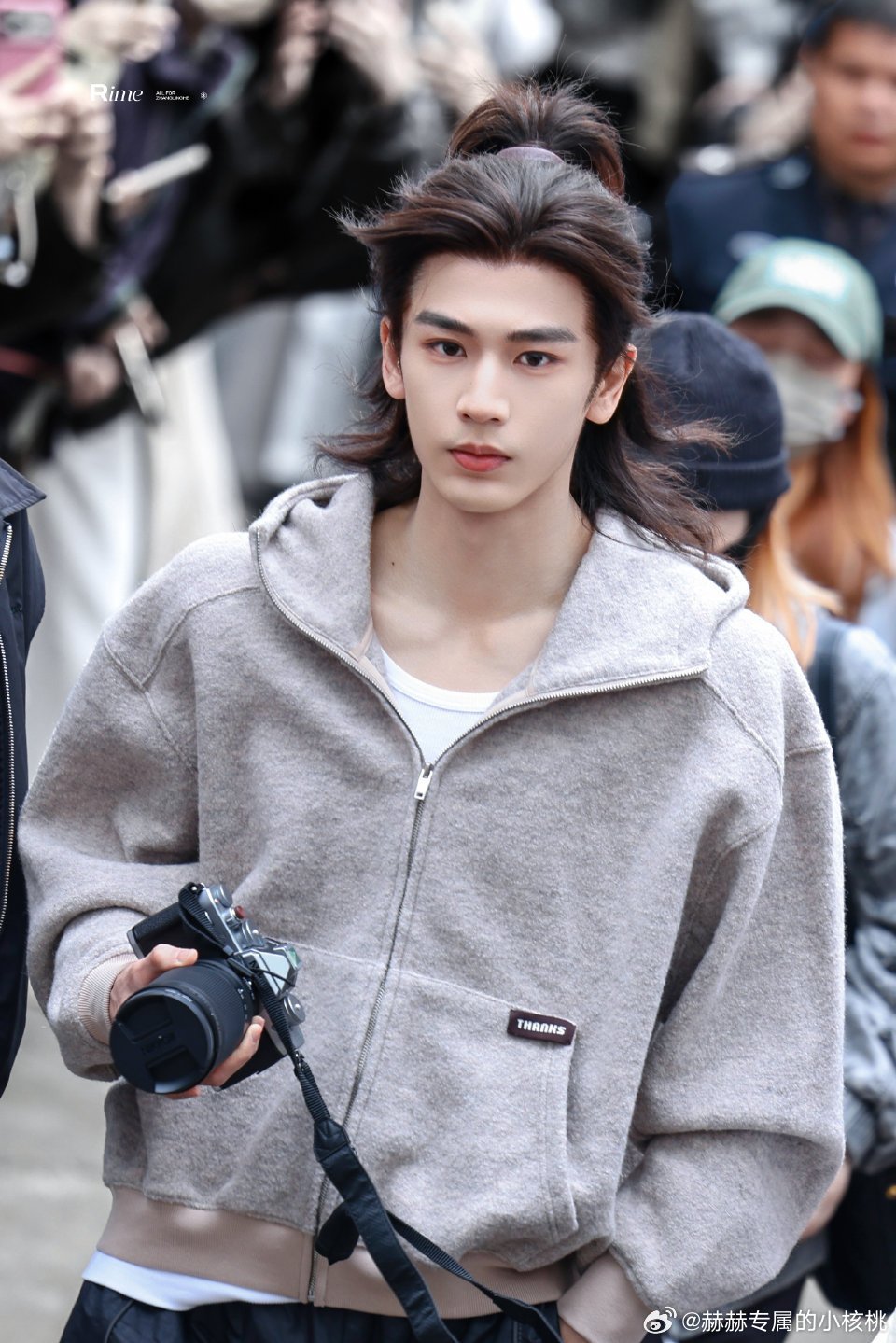 Hình ảnh mặt mộc của Trương Lăng Hách bị chê giả dối không chân thực