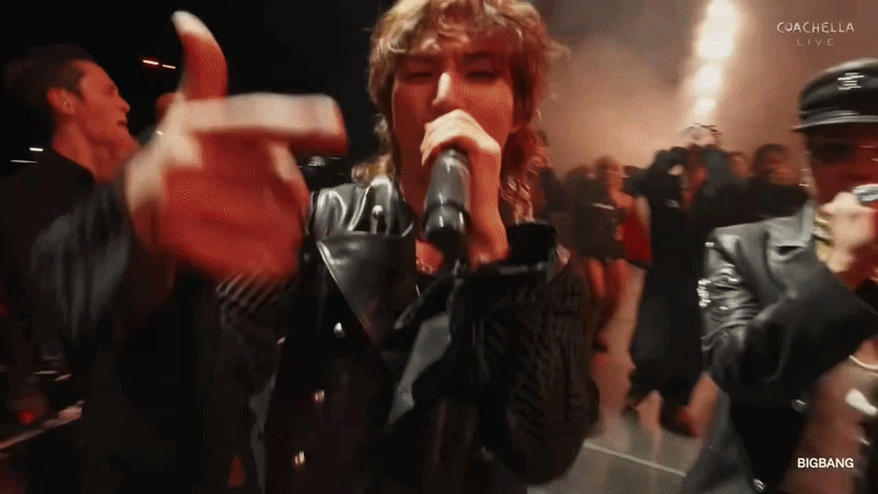 Màn kết của nhóm.