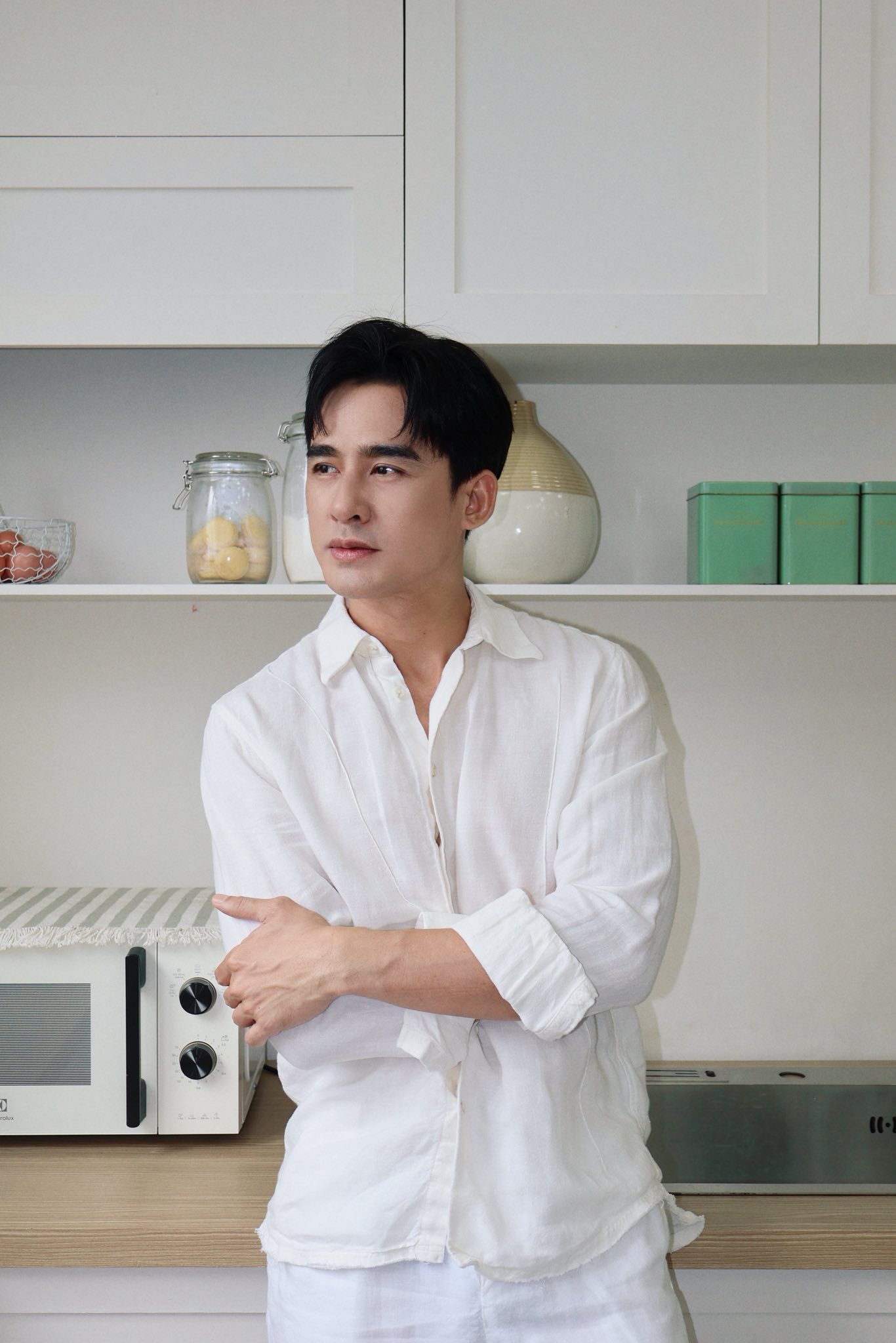 Thúy Diễm khẳng định không ghen tuông khi chồng diễn xuất với bạn diễn nữ 