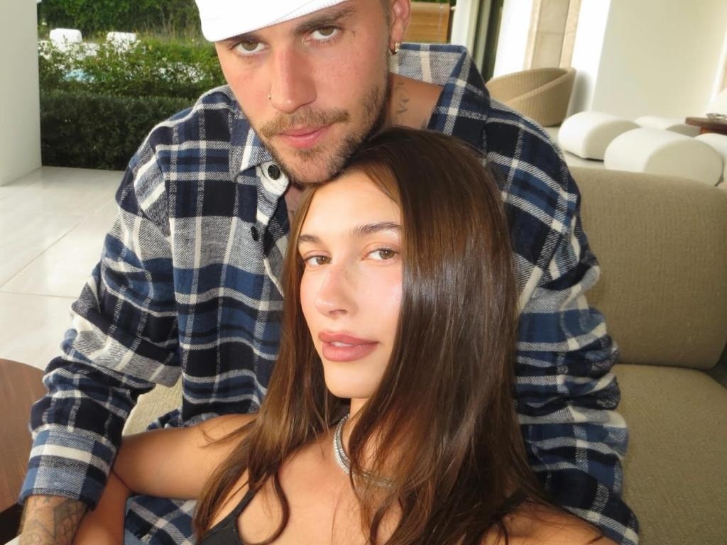 Vợ chồng Justin Bieber từng có giai đoạn trục trặc nhưng đã vượt qua và tiếp tục bên nhau xây dựng tổ ấm. Ảnh: Page Six.