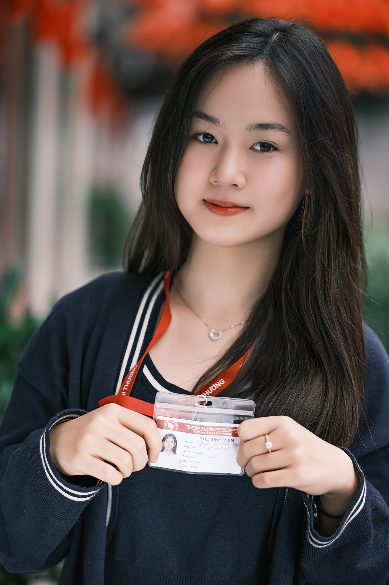 Hiền Mai đích thị là