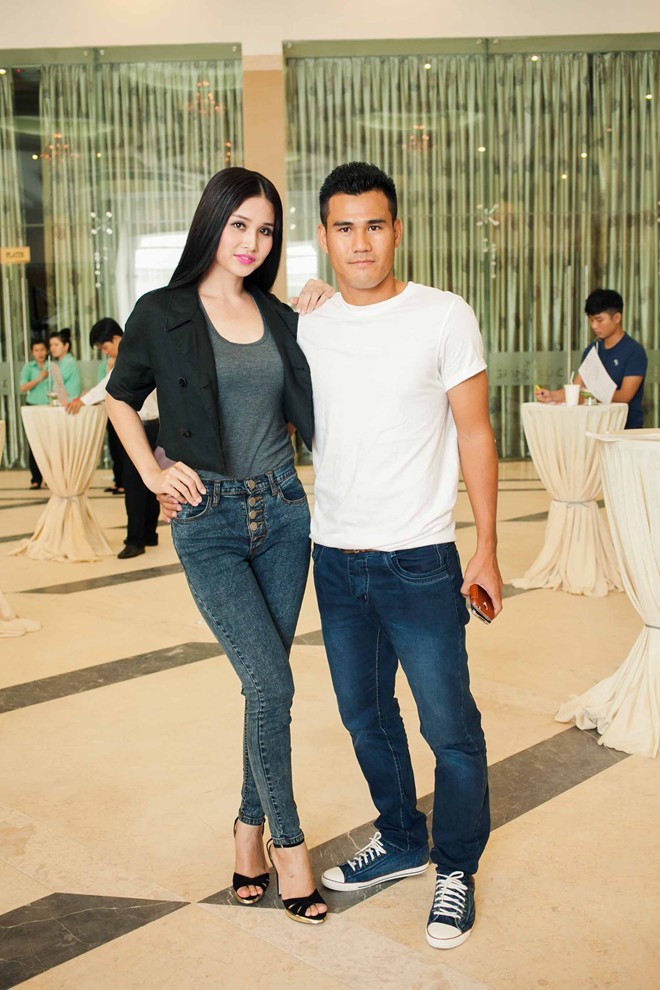 Thảo Trang từng có mối tình với cầu thủ Phan Thanh Bình. Nam cầu thủ này nổi tiếng cùng thời với Công Vinh, Phan Văn Quyến 