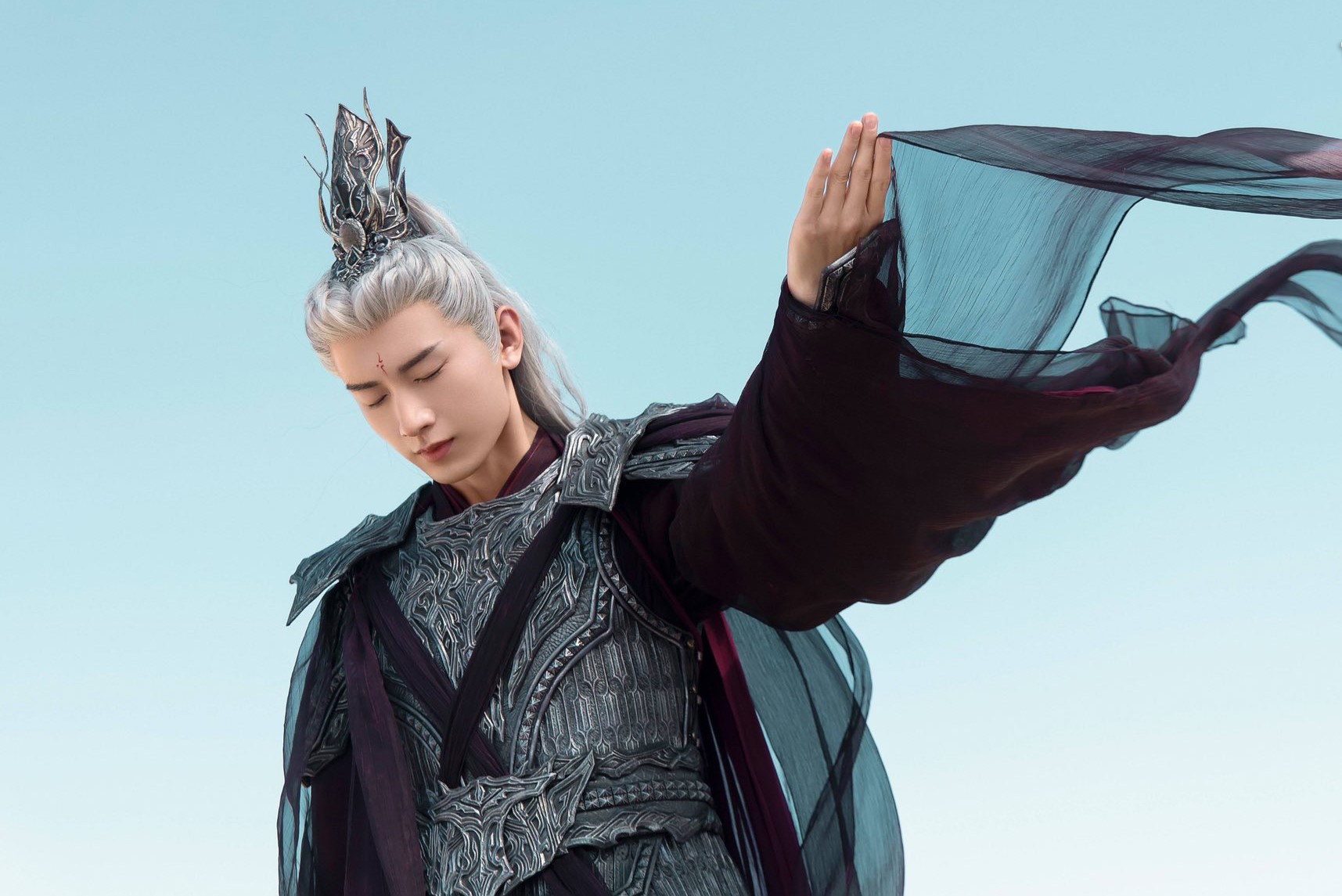 10 mỹ nam cổ trang đẹp nhất Trung Quốc: Trương Lăng Hách bét bảng, hạng 1 là hồ ly tinh xé truyện bước ra