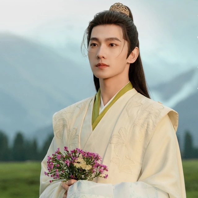 10 mỹ nam cổ trang đẹp nhất Trung Quốc: Trương Lăng Hách bét bảng, hạng 1 là hồ ly tinh xé truyện bước ra