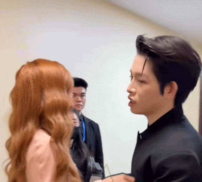   Đức Phúc lo lắng cho sức khỏe của Trang Pháp khi tham gia chương trình với cường độ dày đặc   