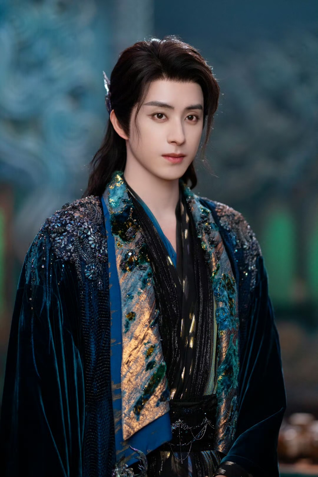 10 mỹ nam cổ trang đẹp nhất Trung Quốc: Trương Lăng Hách bét bảng, hạng 1 là hồ ly tinh xé truyện bước ra