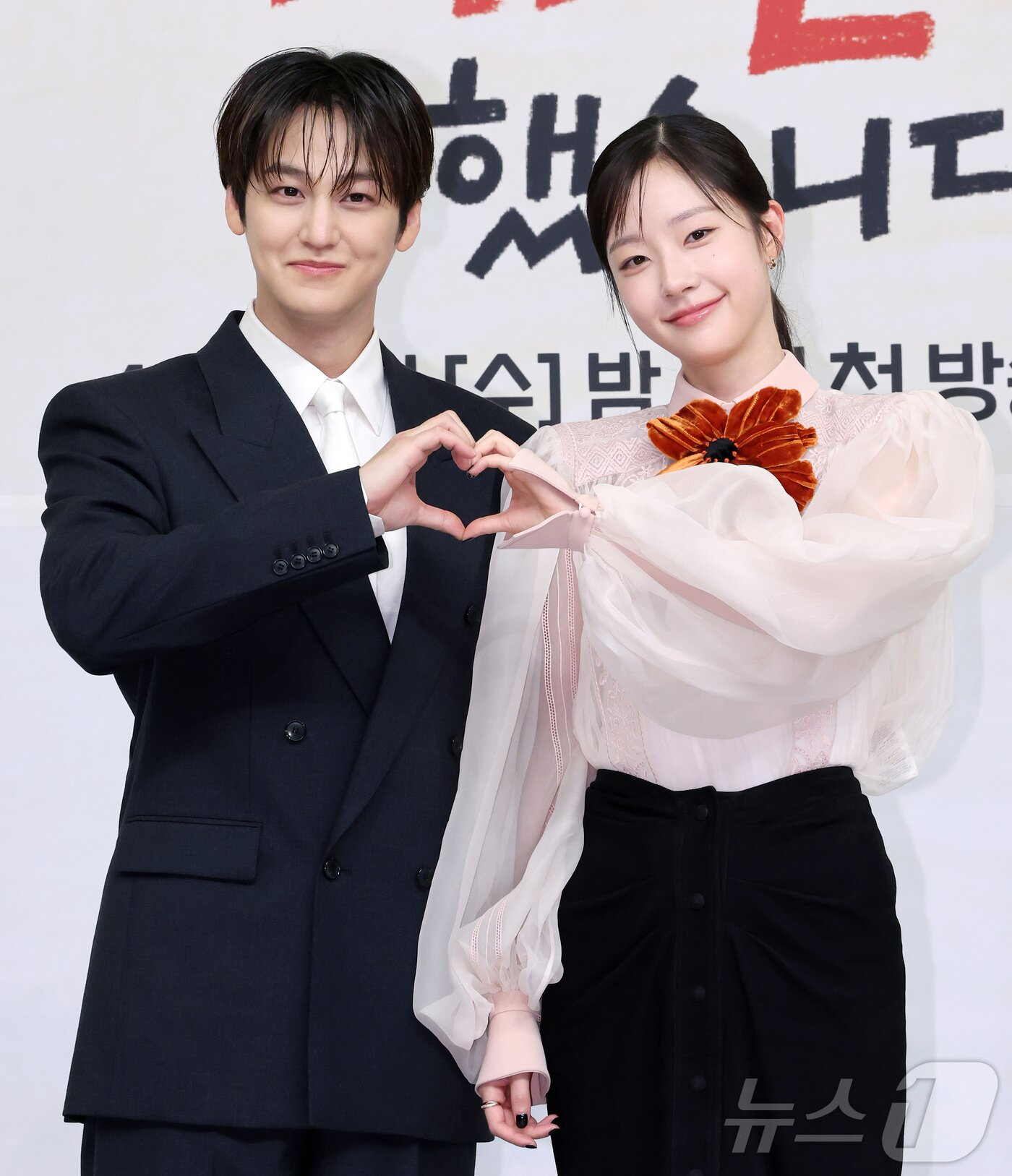 Ở tuổi 37, nam thần Vườn Sao Băng đã hoàn toàn lấy lại phong độ visual. Ảnh: News1