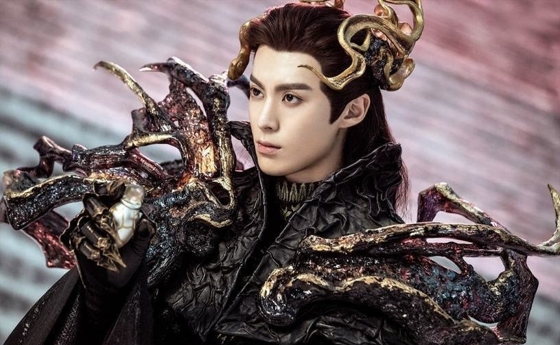 10 mỹ nam cổ trang đẹp nhất Trung Quốc: Trương Lăng Hách bét bảng, hạng 1 là hồ ly tinh xé truyện bước ra