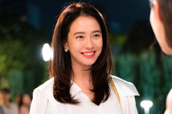 Song Ji Hyo được yêu thích khắp châu Á nhờ loạt phim và show truyền hình ăn khách. Ảnh: Nate