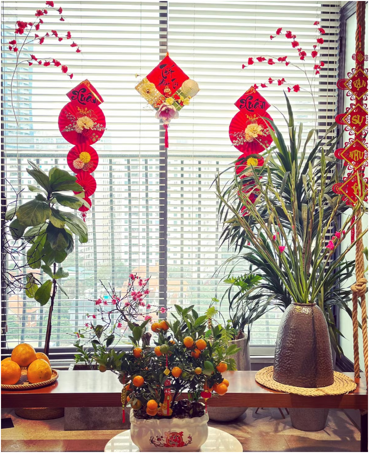 Phó Giám đốc VTV Digital kết hôn với cô đồng nghiệp, gia đình 5 người sống trong căn hộ 150m2 ở Hà Nội